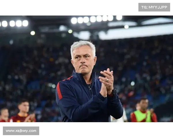 62岁穆帅泪洒球场 与40千球迷共同见证等待1766天的梦想起航